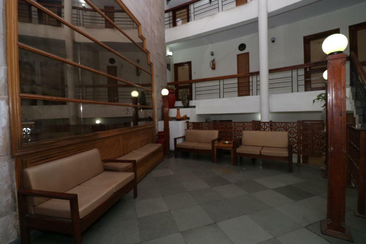 Oyo 38036 Hotel Basera Katra (Jammu and Kashmir) Exterior foto
