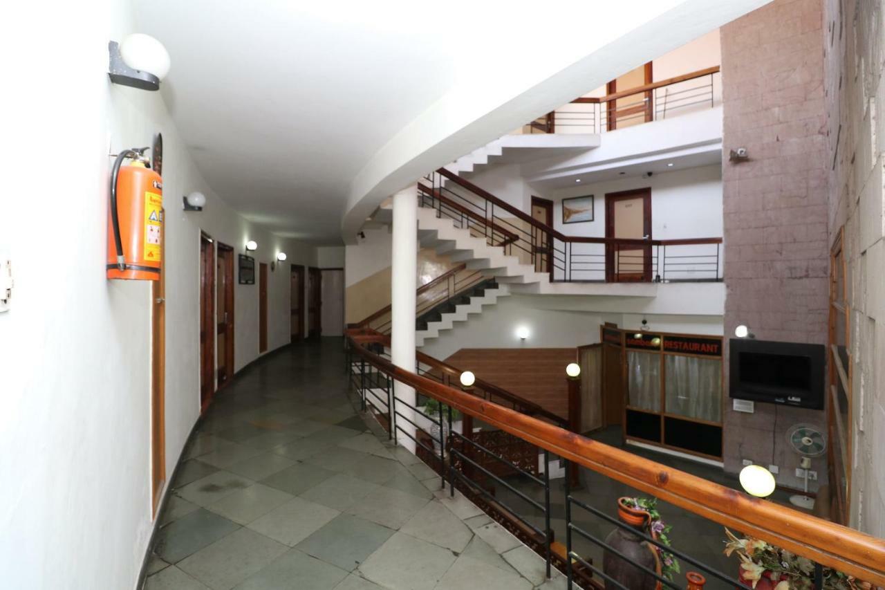 Oyo 38036 Hotel Basera Katra (Jammu and Kashmir) Exterior foto